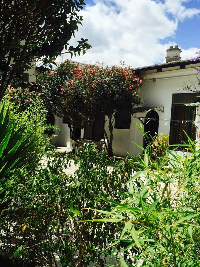La Coupole Hotel Quito Luaran gambar